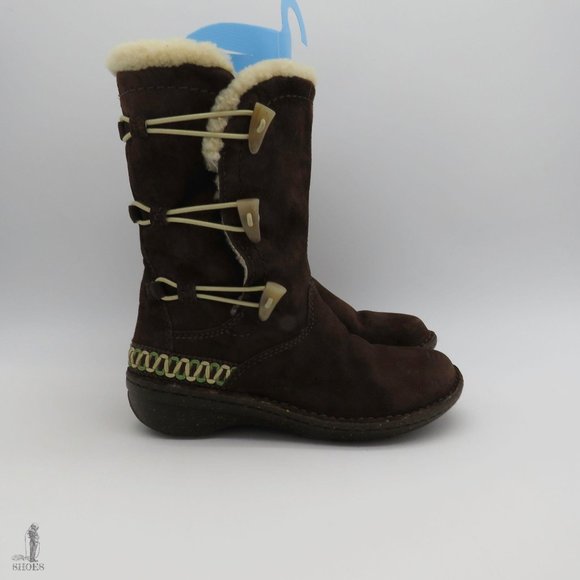 UGG Shoes - UGG Kona Suede Sheepskin Lined Boot size 7